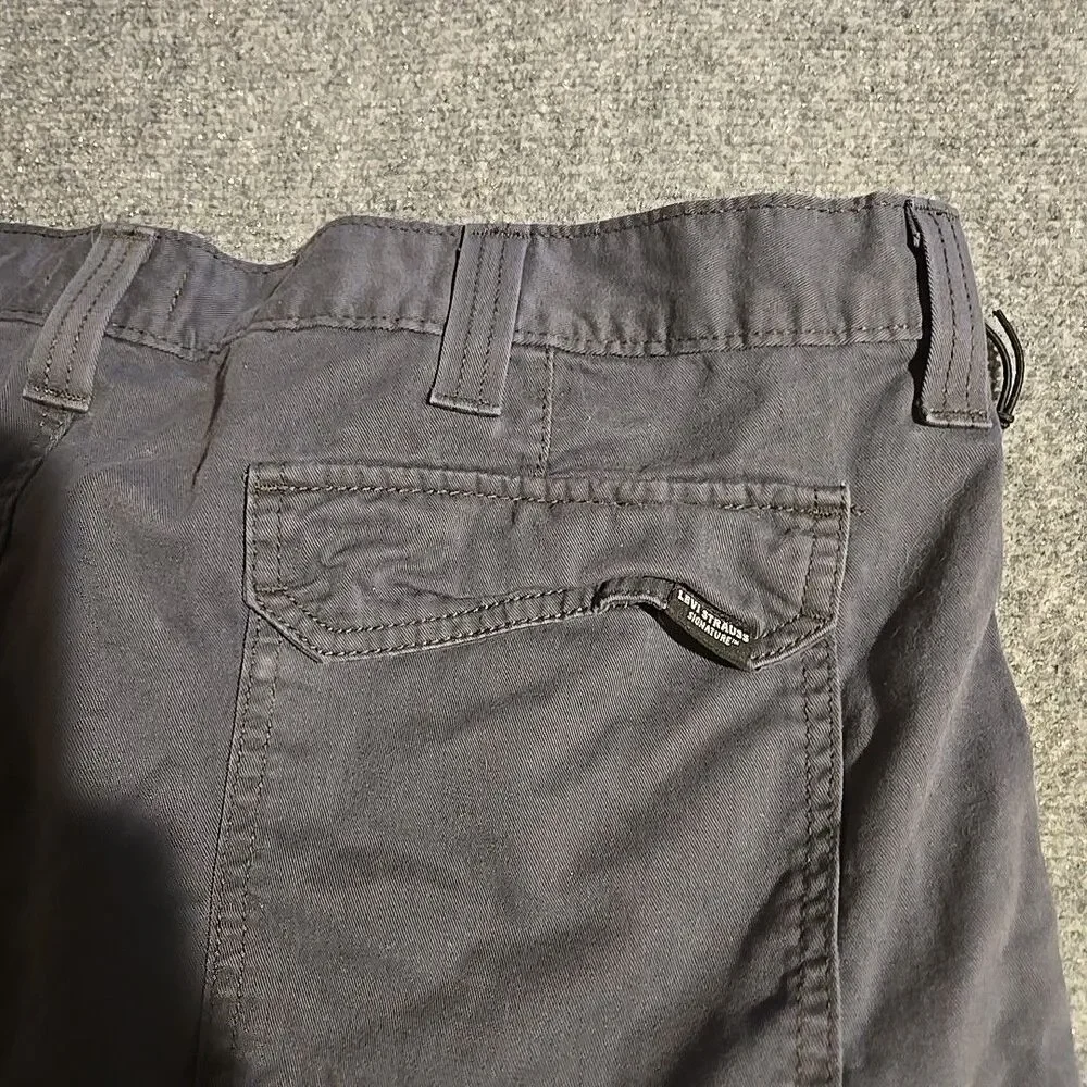 Levi Cargo Shorts Mens 44 Gray Baggy/Relaxed Fit Pockets Cotton Hiking Casual